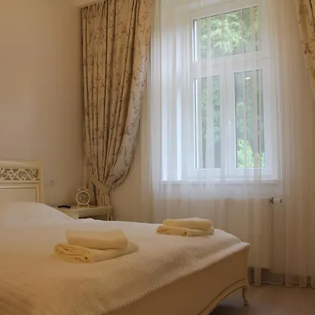 Apartmán Jurincom Kralovska Vyhlidka Karlovy Vary